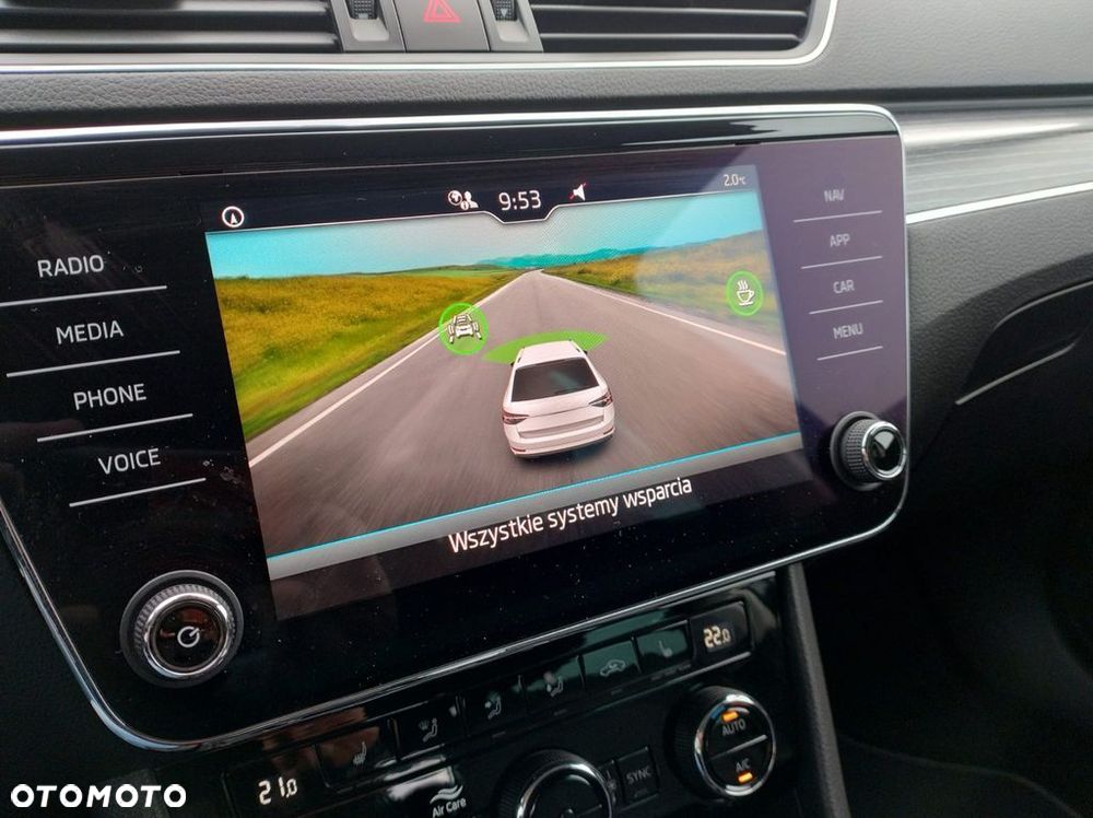 Skoda Superb 2.0 TDI SCR Style DSG - 29