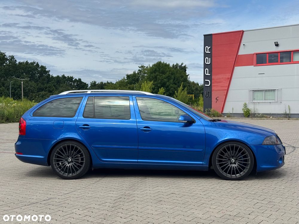 Skoda Octavia 2.0 TDI CR DPF RS - 14