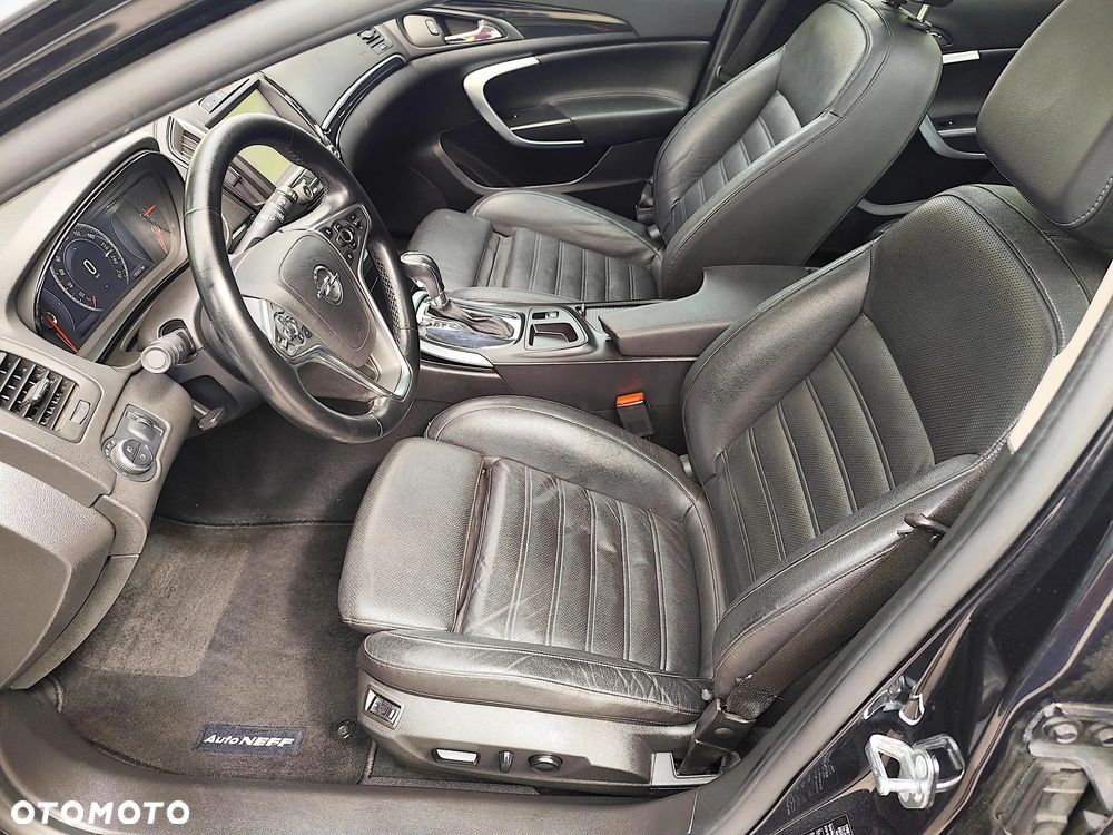 Opel Insignia - 24