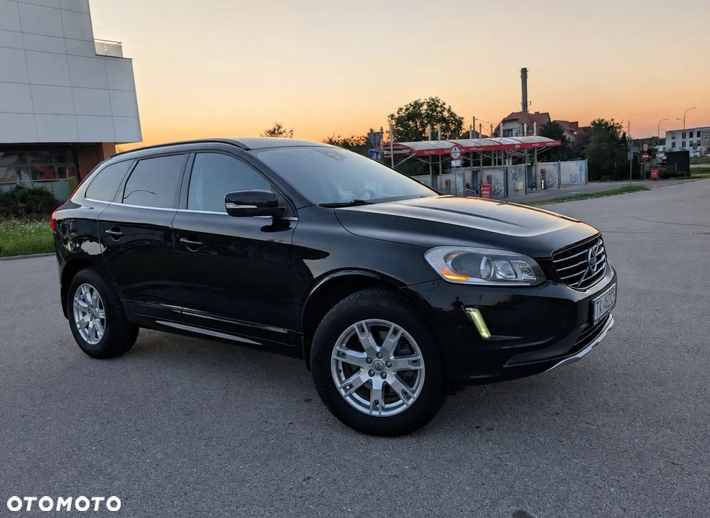 Volvo XC 60 D4 AWD Kinetic - 1