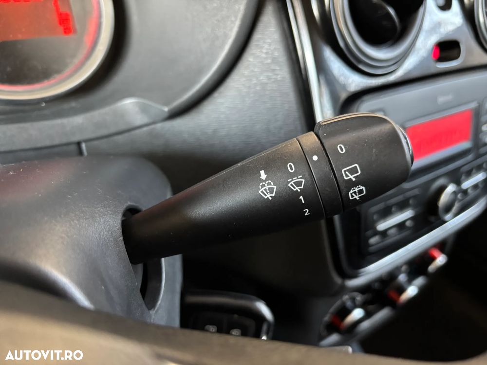 Dacia Lodgy 1.5 Blue dCi Laureate - 16