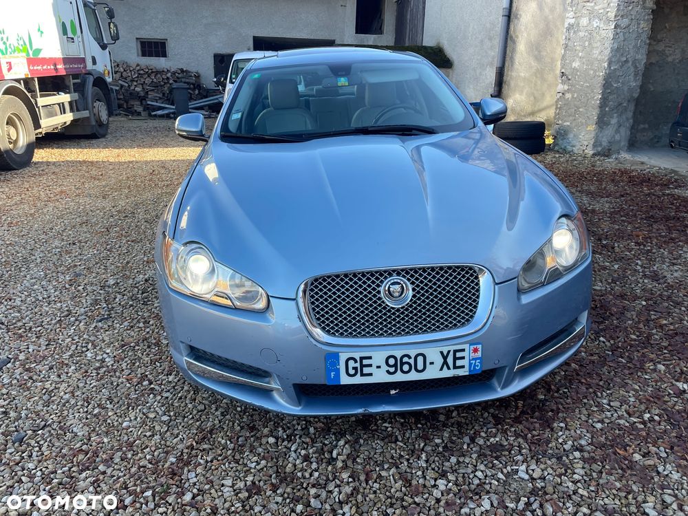 Jaguar XF - 4
