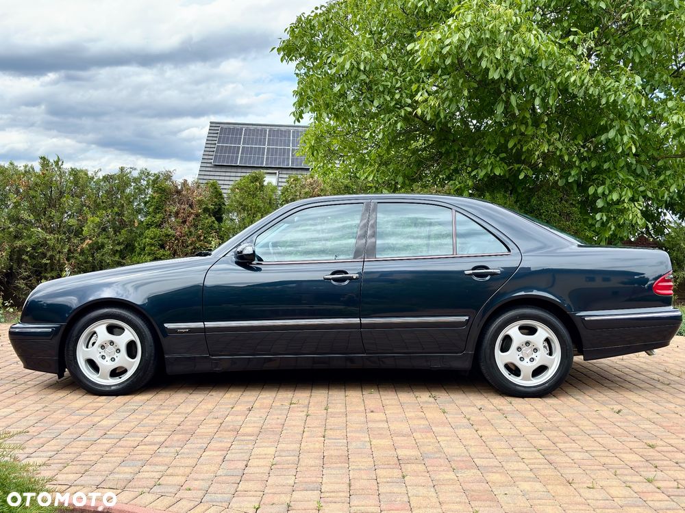 Mercedes-Benz Klasa E 320 T CDI Avantgarde - 4