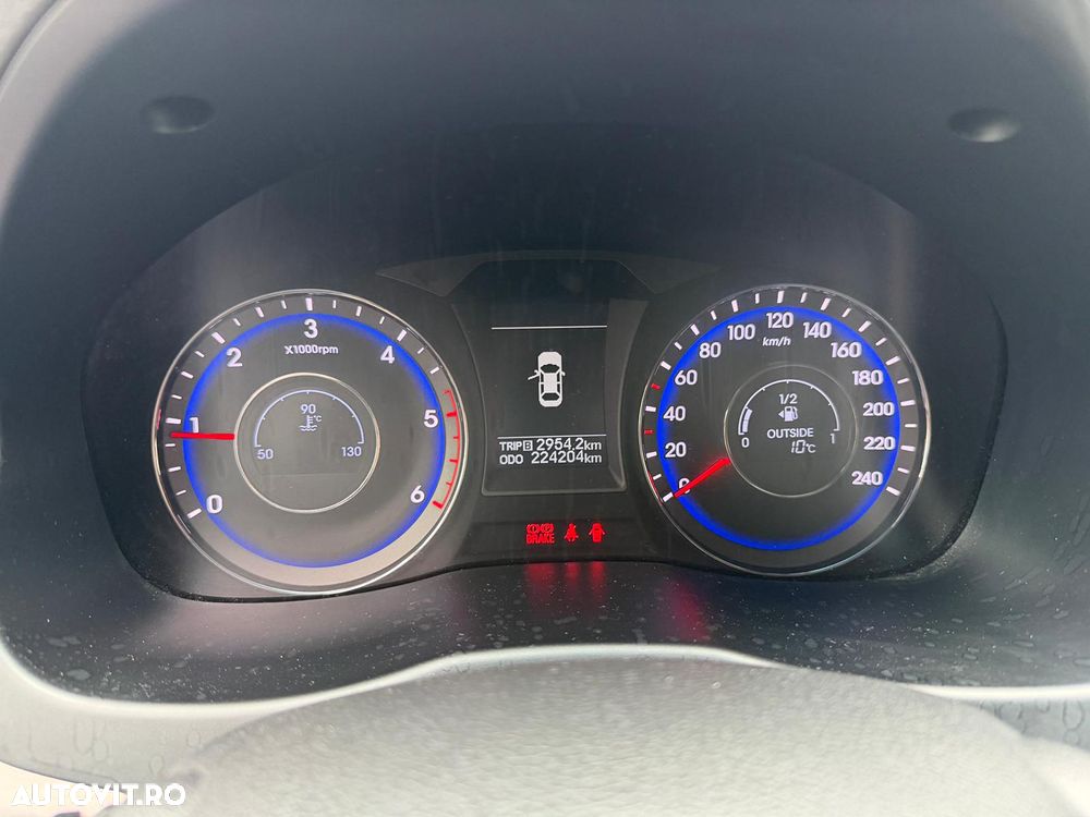 Hyundai i40 1.7 CRDI DPF Highway - 15