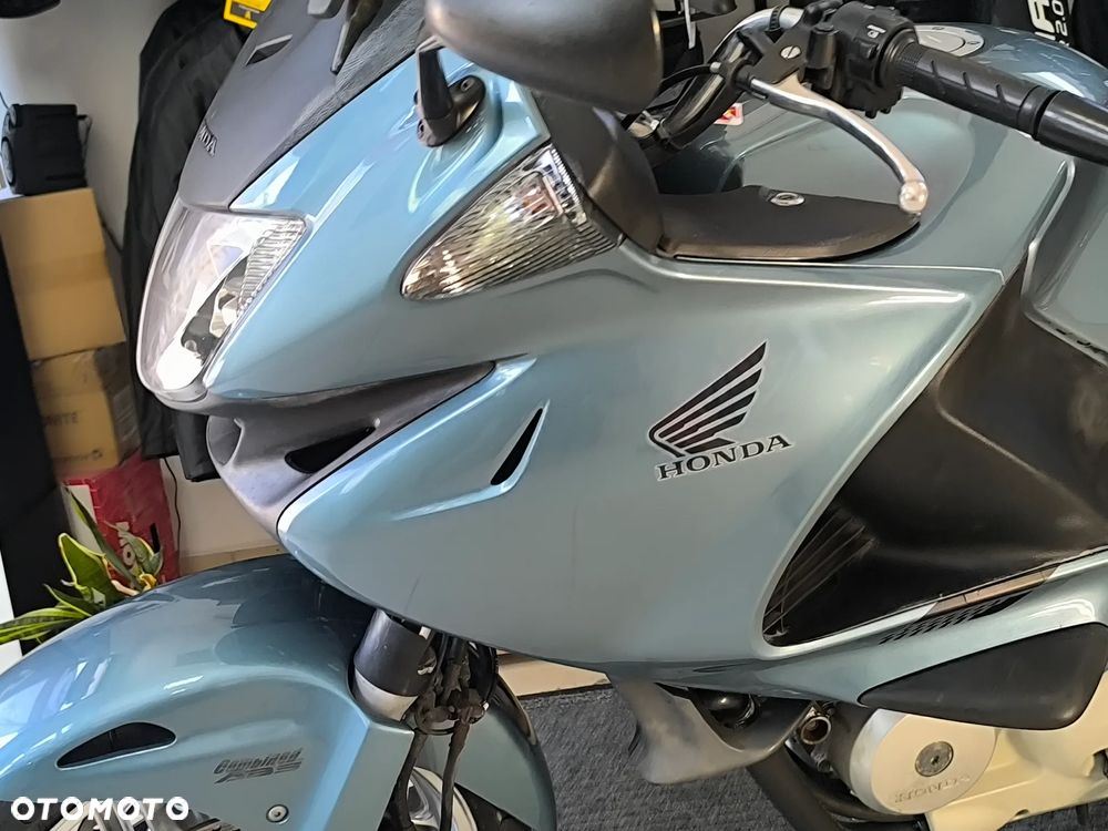 Honda NT - 31