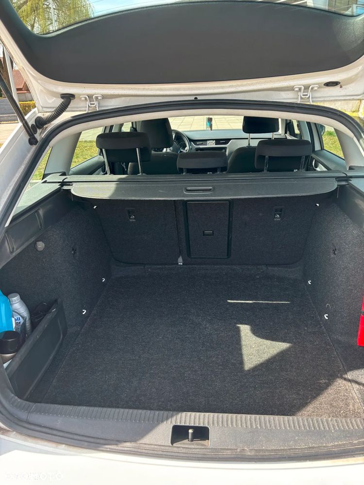 Skoda Octavia 1.6 TDI Ambition DSG - 6