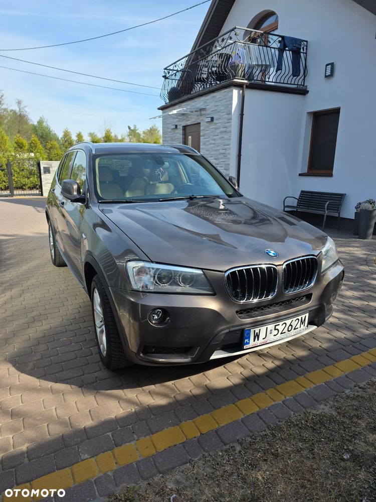 BMW X3 28i xDrive - 3