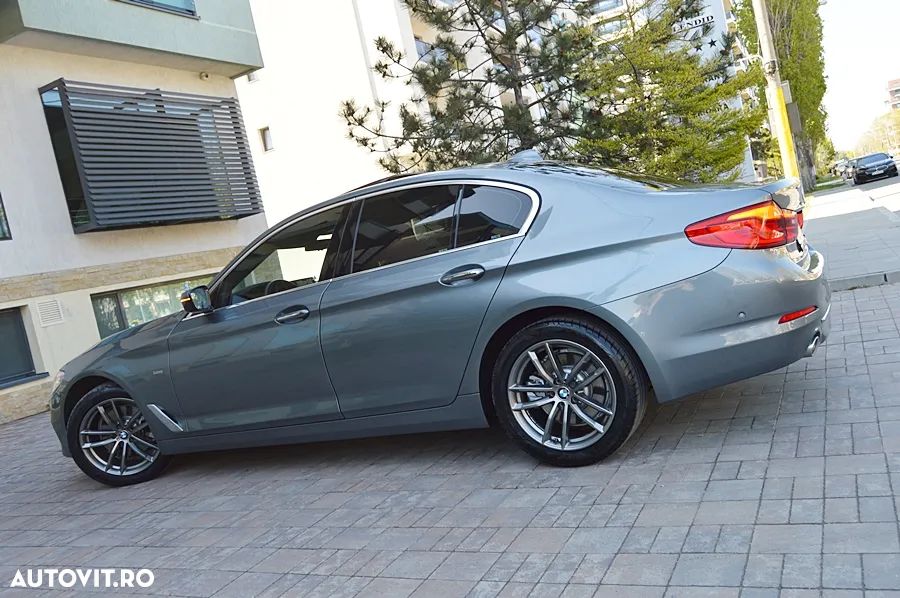 BMW Seria 5 520d Efficient Dynamics Edition Aut. Luxury Line - 27