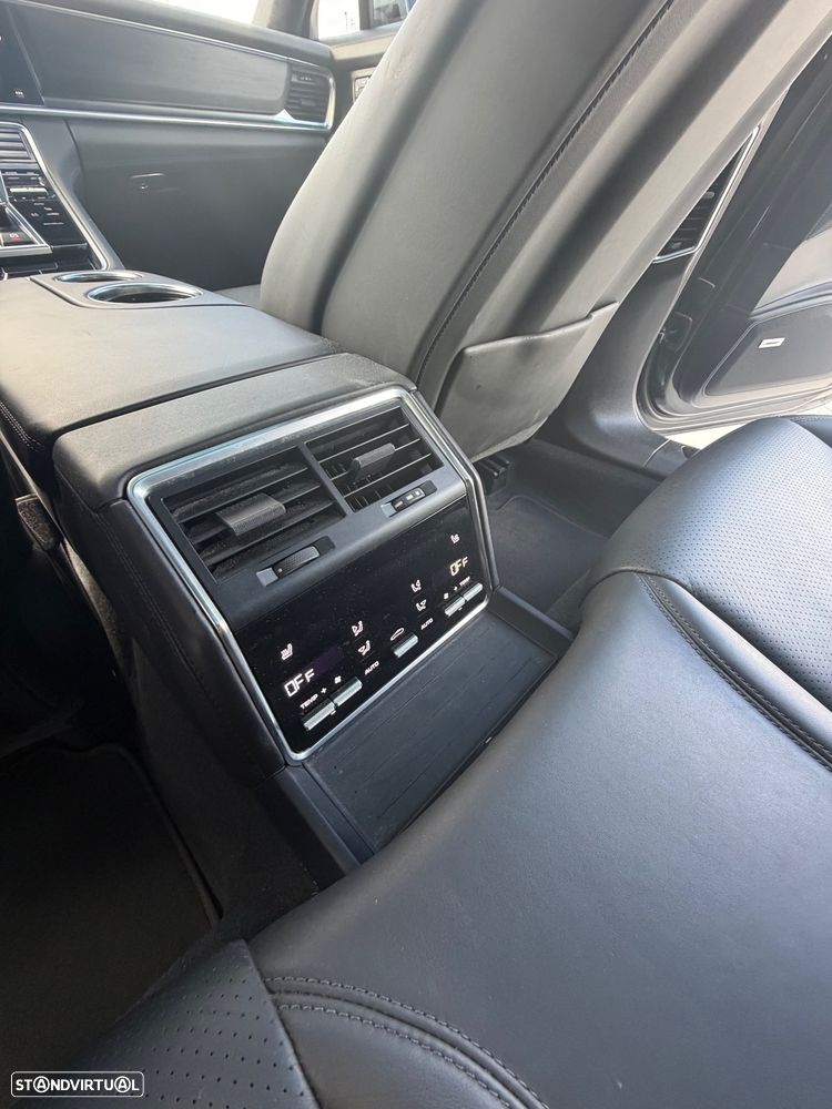 Porsche Panamera 4 E-Hybrid Platinum Edition com PDLS - 17