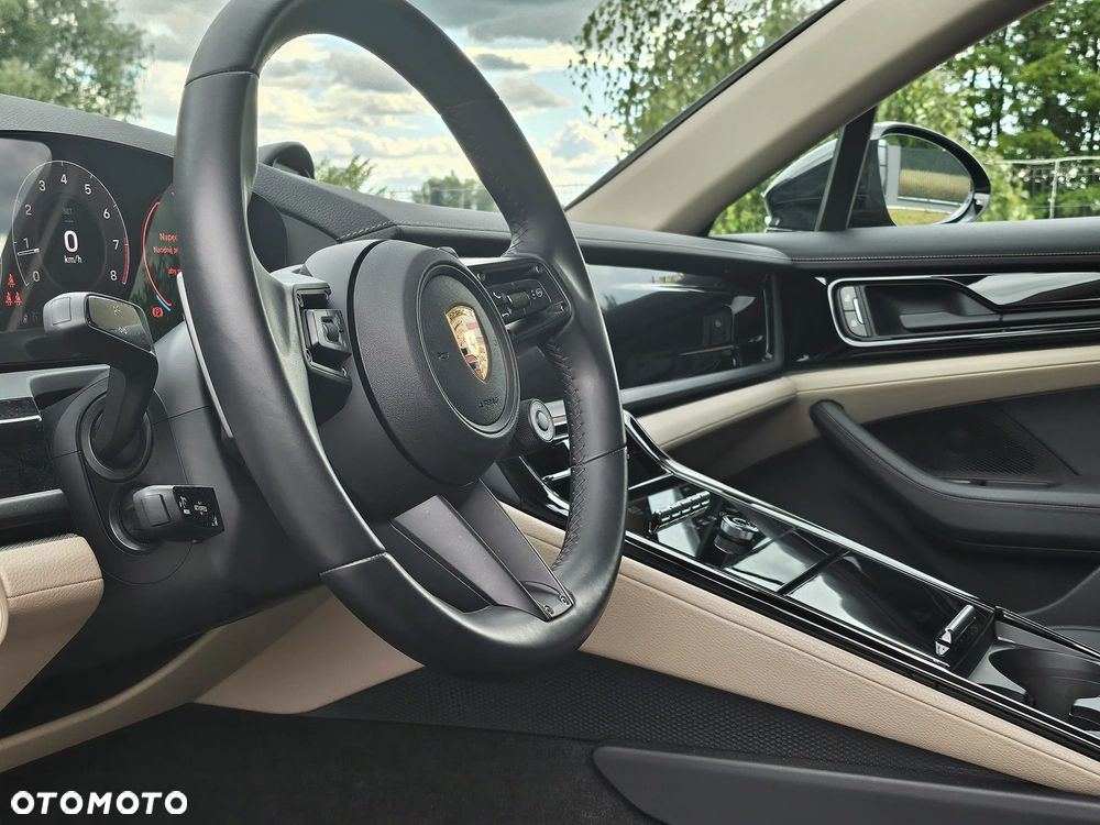 Porsche Panamera - 19