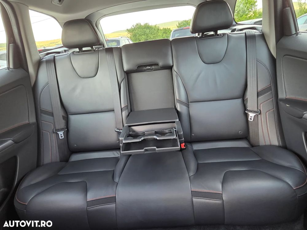 Volvo XC 60 D4 Geartronic Ocean Race - 7