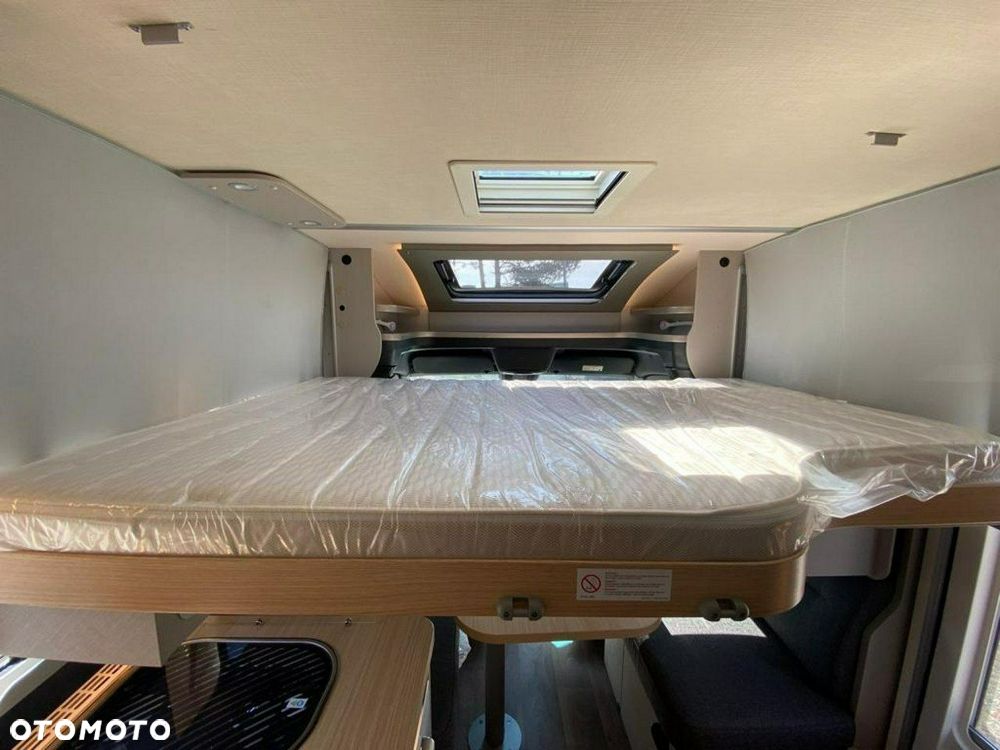 Hymer-Eriba Tramp S 685 - półintegra w układzie face to face - 11