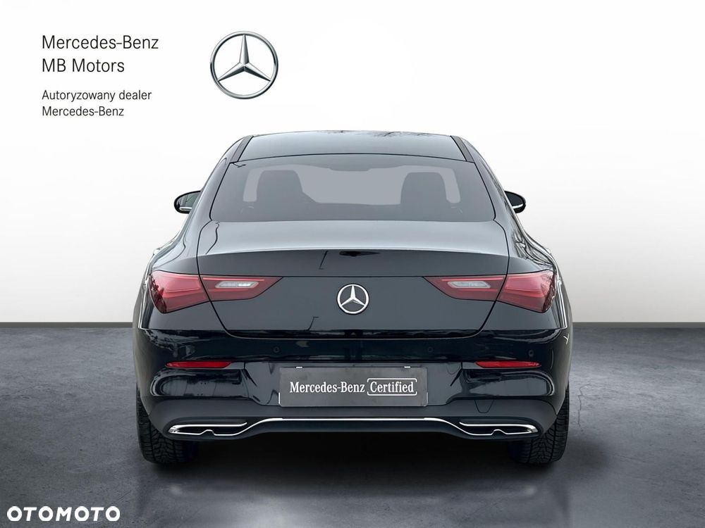 Mercedes-Benz CLA 180 Progressive 7G-DCT - 5
