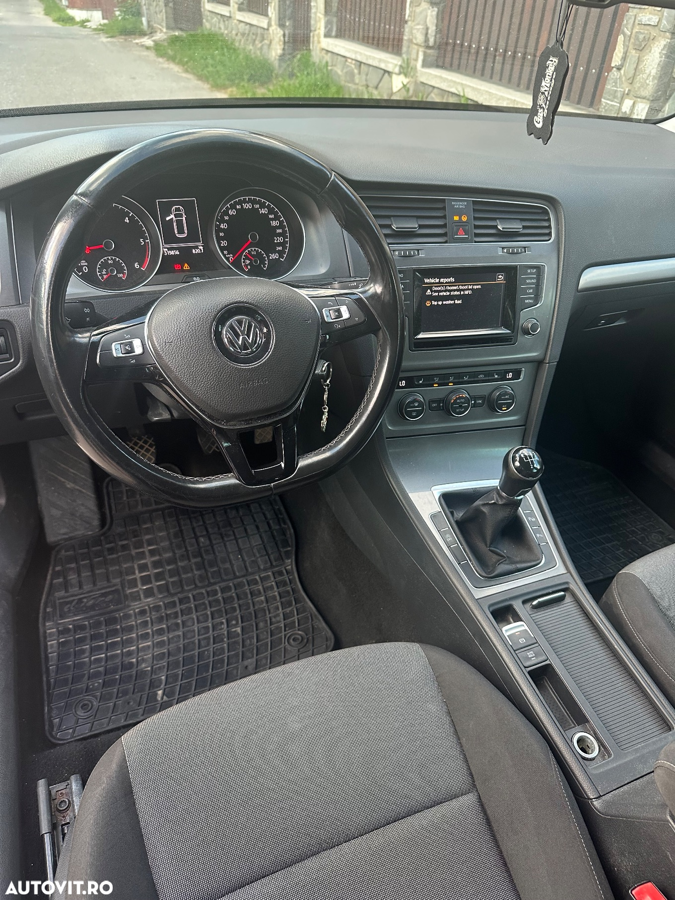 Volkswagen Golf 1.6 TDI BMT Comfortline - 7