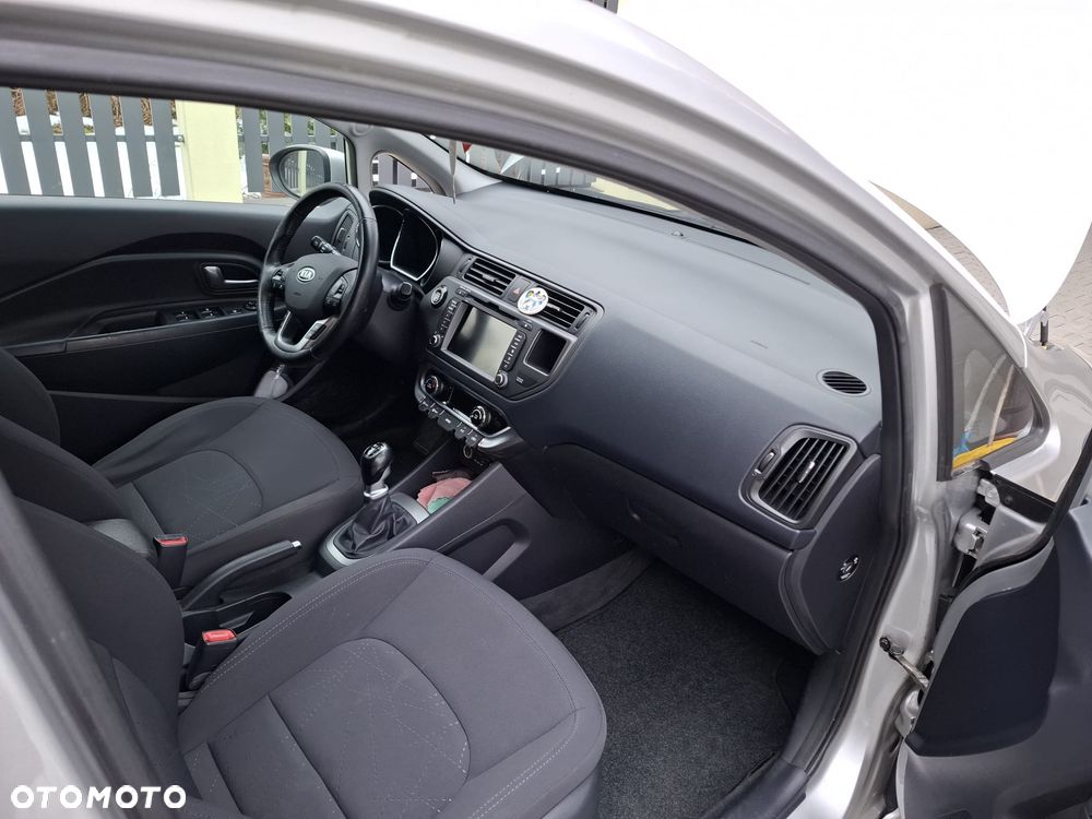 Kia Rio 1.1 crdi L - 9