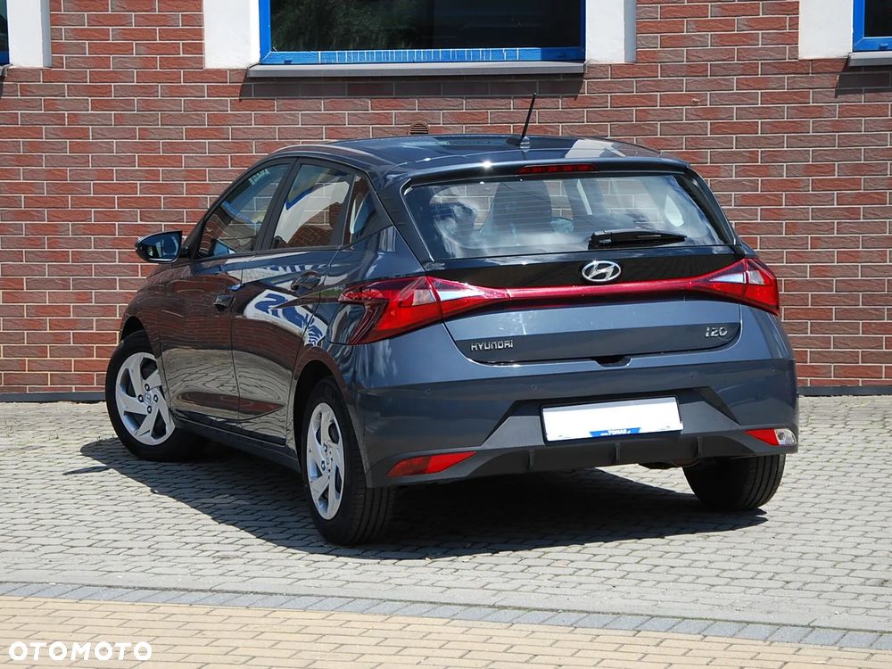 Hyundai i20 1.2 Pure - 23