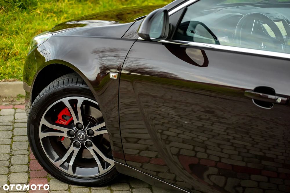 Opel Insignia 2.0 Turbo 4x4 Sport - 12