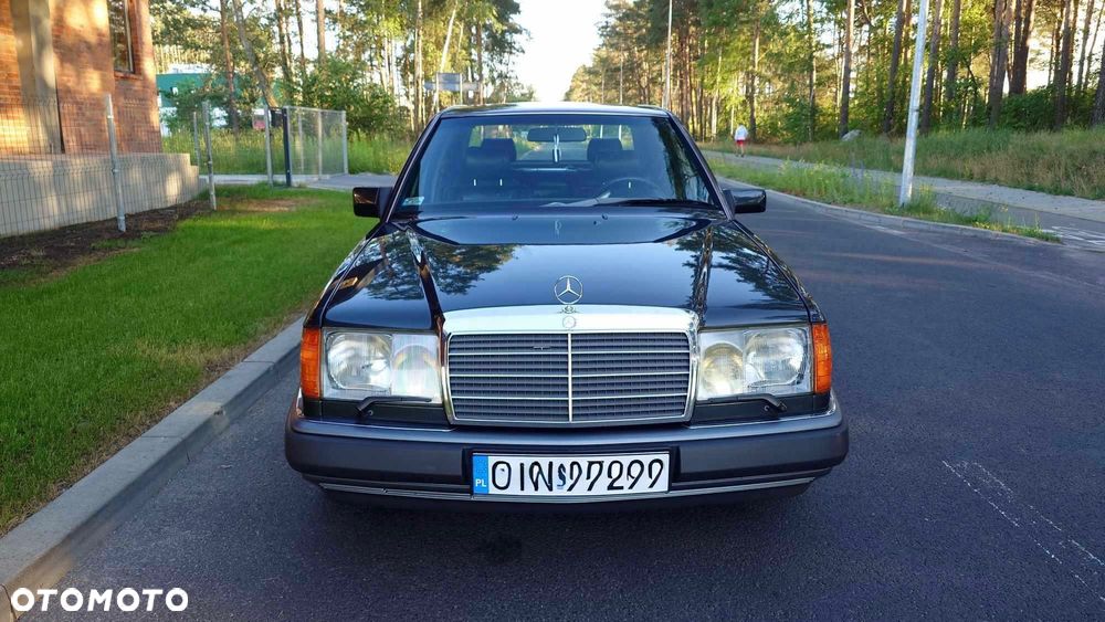 Mercedes-Benz W124 (1984-1993) - 1