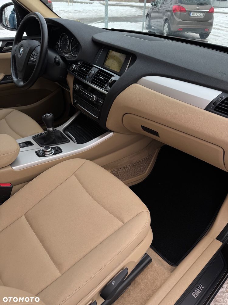 BMW X3 xDrive20d - 21