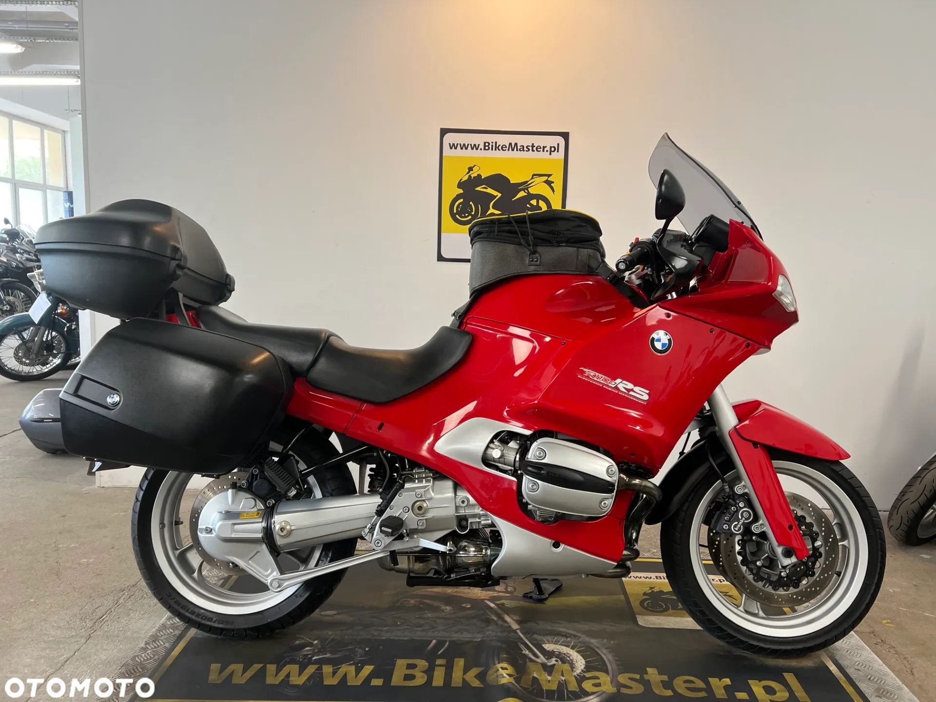BMW R - 1