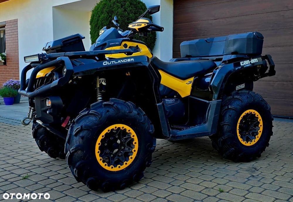 Can-Am Outlander - 2