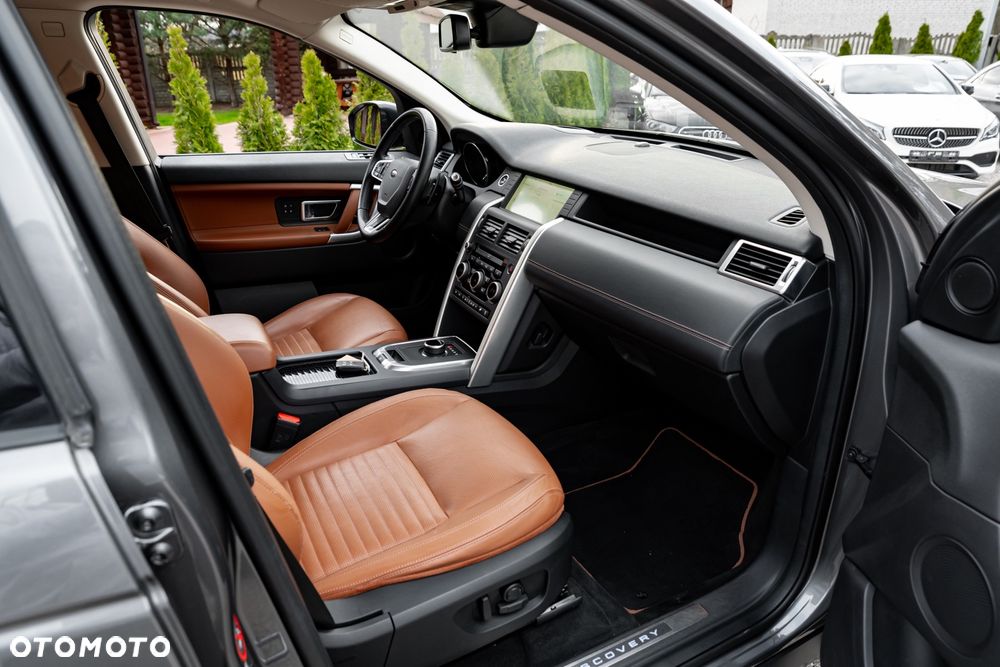 Land Rover Discovery Sport TD4 HSE - 23