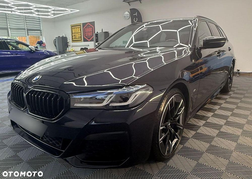 BMW Seria 5 530d xDrive mHEV M Sport sport - 12