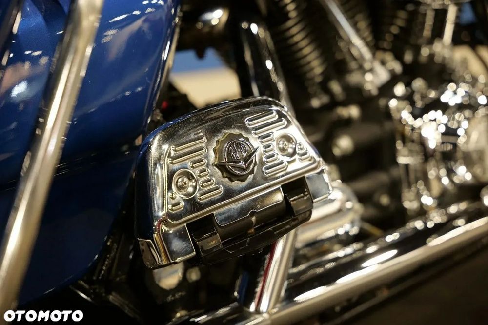Harley-Davidson Touring Road King - 15