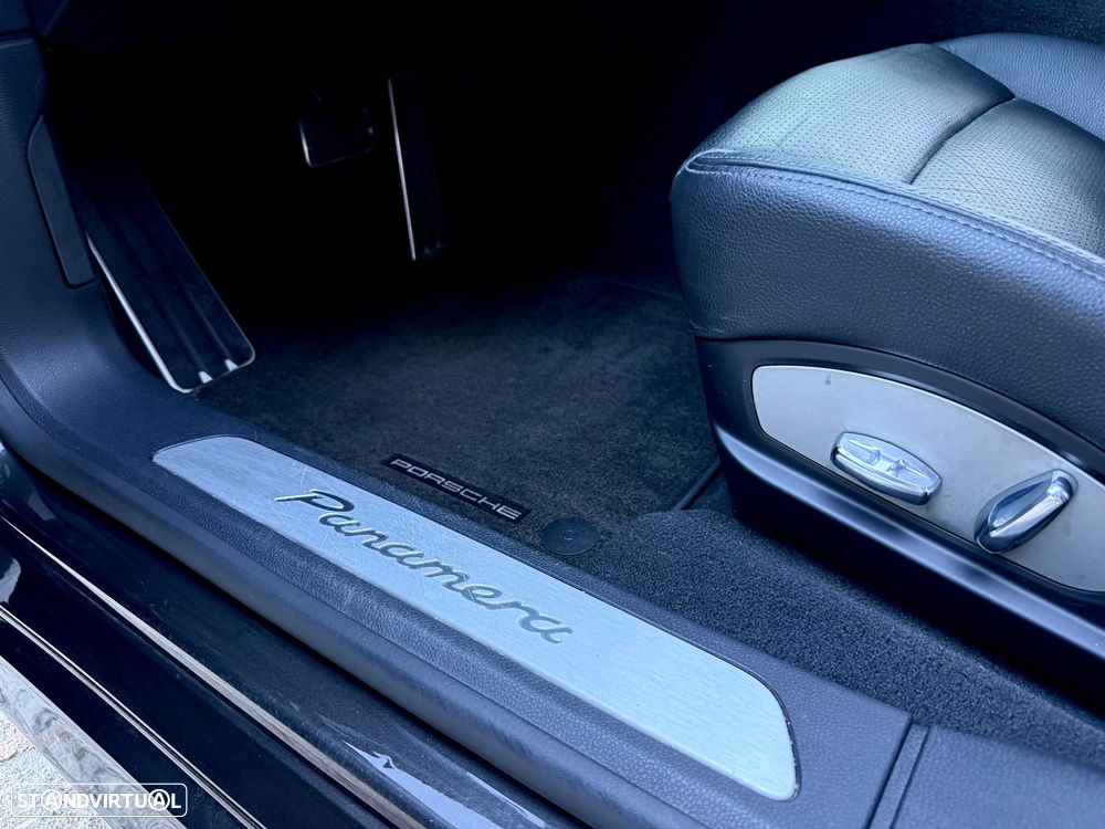 Porsche Panamera Platinum Edition - 35