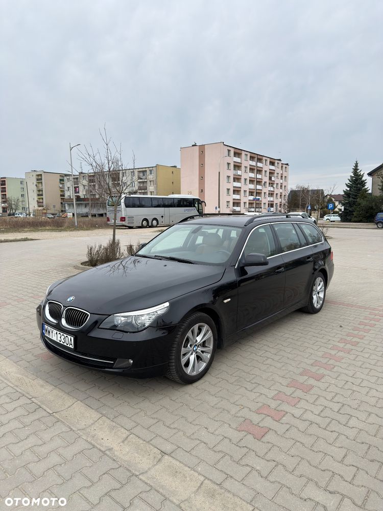 BMW Seria 5 525d xDrive - 1