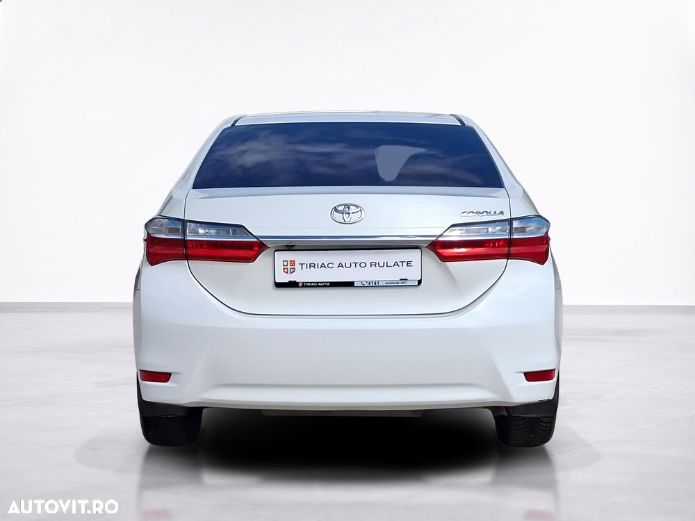 Toyota Corolla - 6
