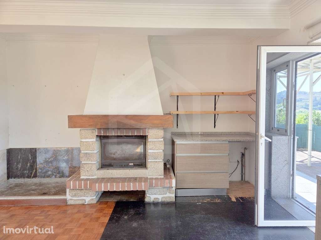 Moradia geminada T4 Em Felgueiras - Grande imagem: 3/58