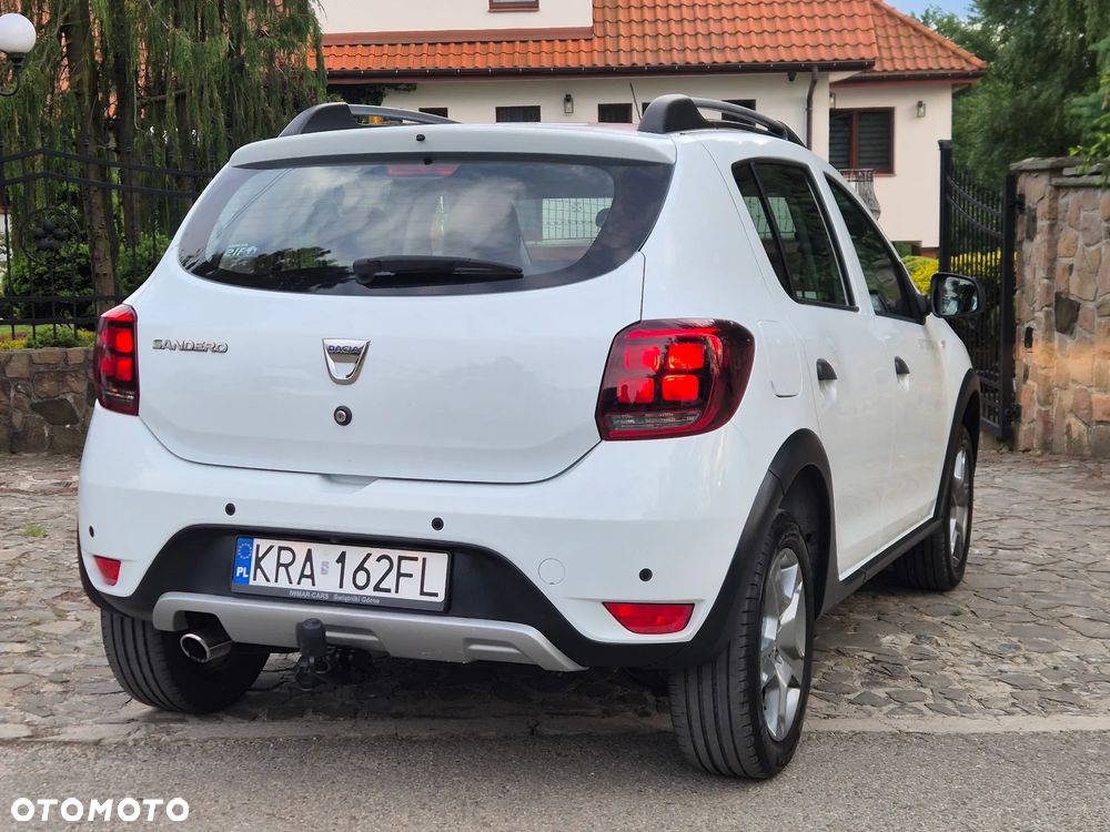 Dacia Sandero Stepway TCe 90 (S&S) Celebration - 20