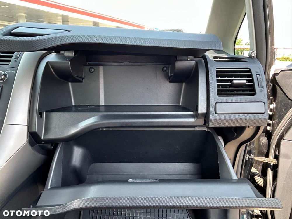 Toyota Auris 1.33 VVT-i Terra - 18
