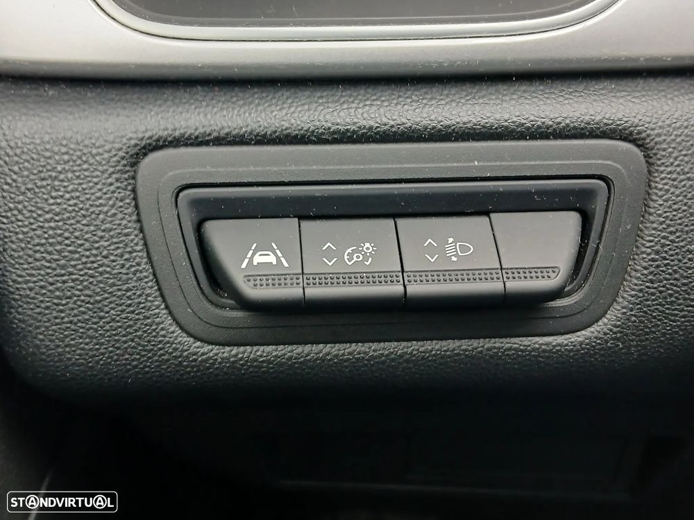 Renault Captur 1.0 TCe Techno - 28