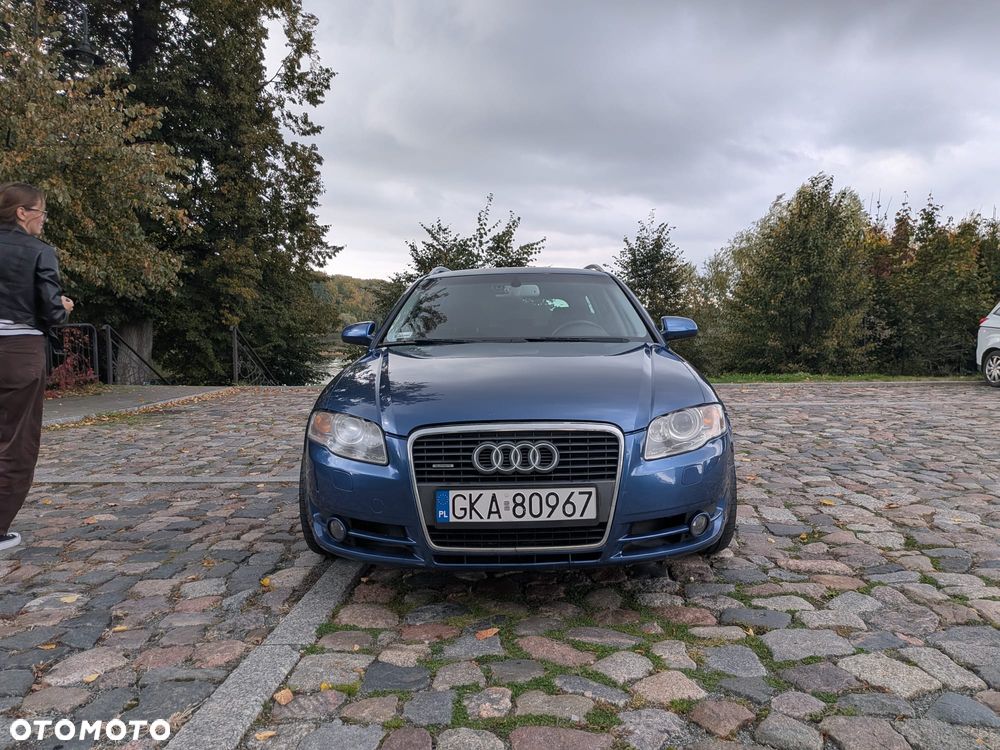 Audi A4 Avant - 4