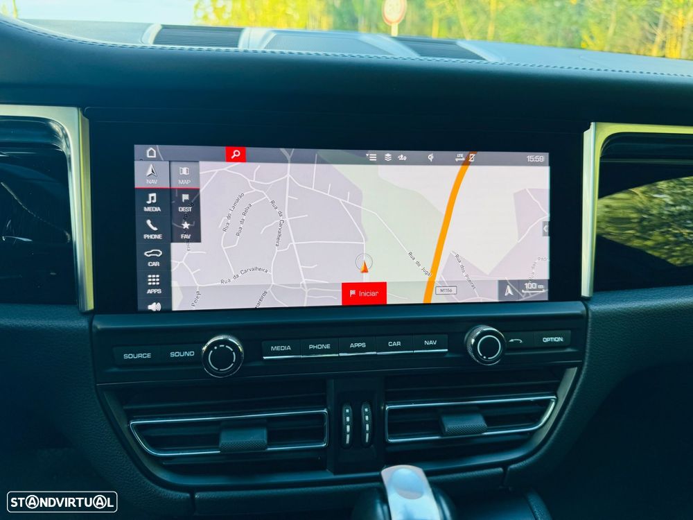 Porsche Macan S - 37