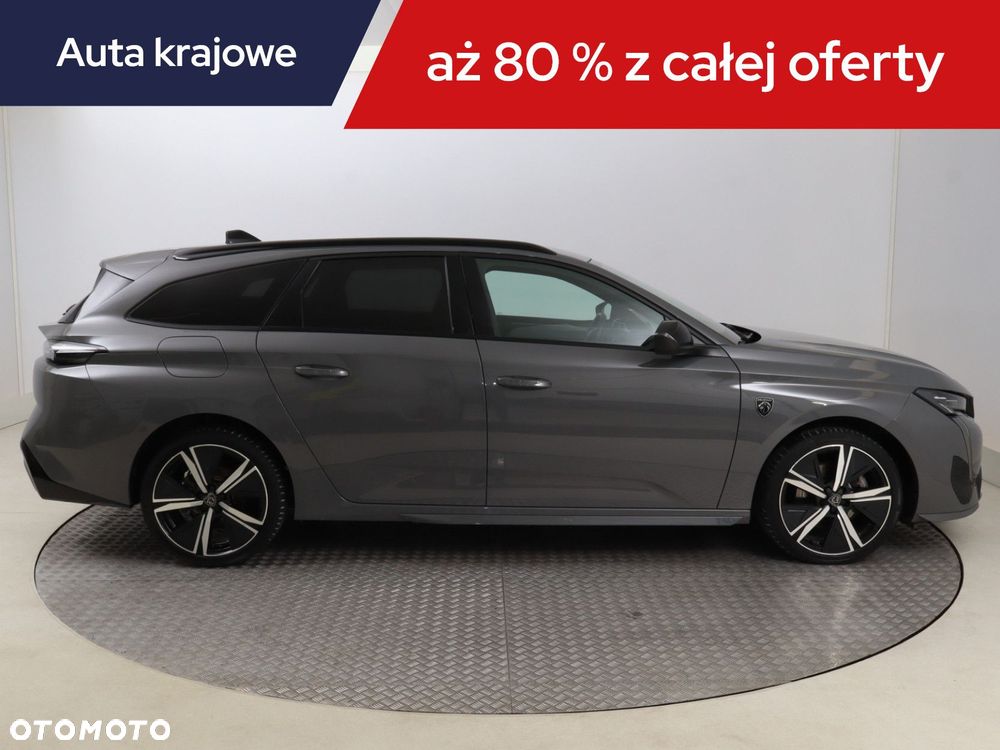 Peugeot 308 - 8