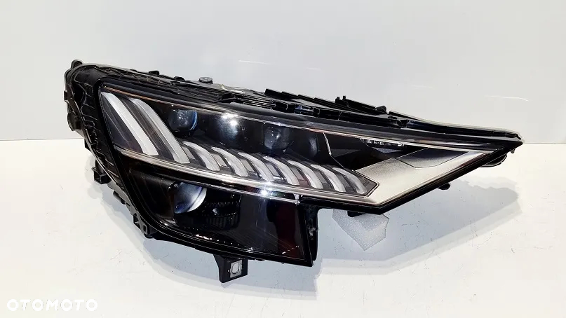 REFLEKTOR LEWY PRAWY FULL LED AUDI Q8 MATRIX EUROPA - 2