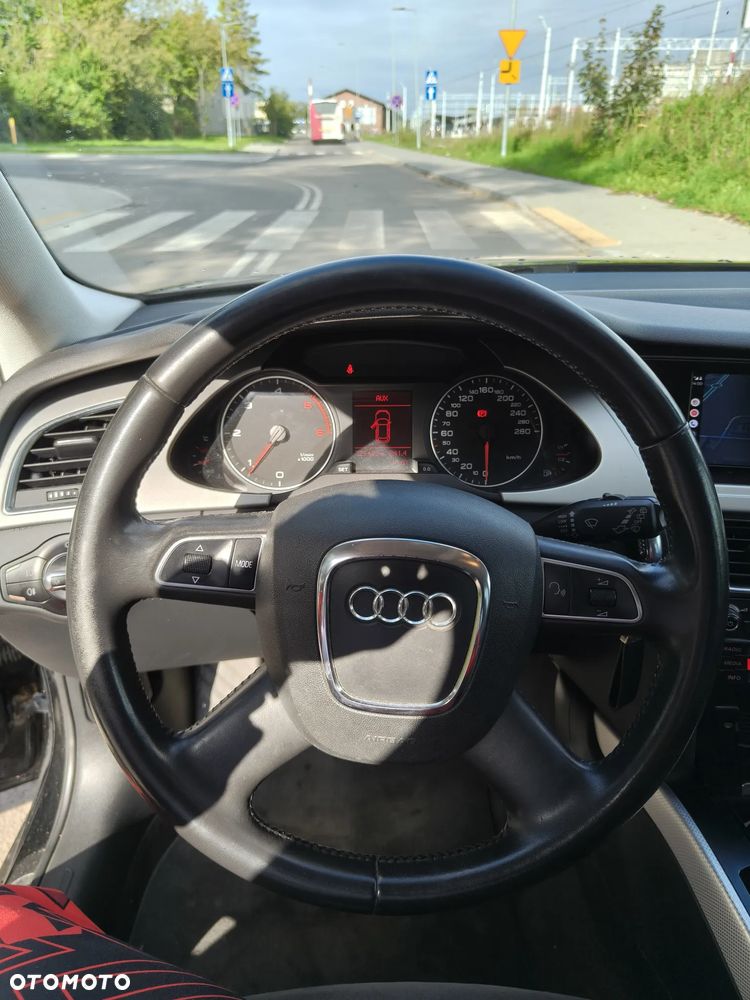 Audi A4 Avant - 17