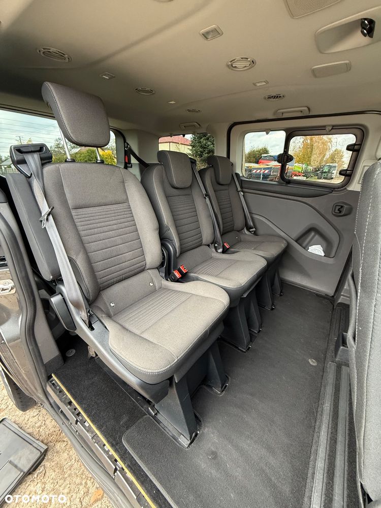 Ford Tourneo Custom 320 L1H1 VA Autm Titanium - 27
