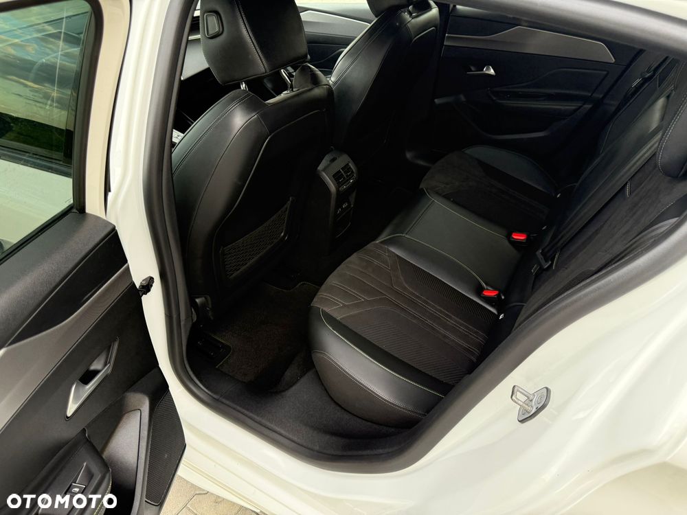 Peugeot 308 - 13