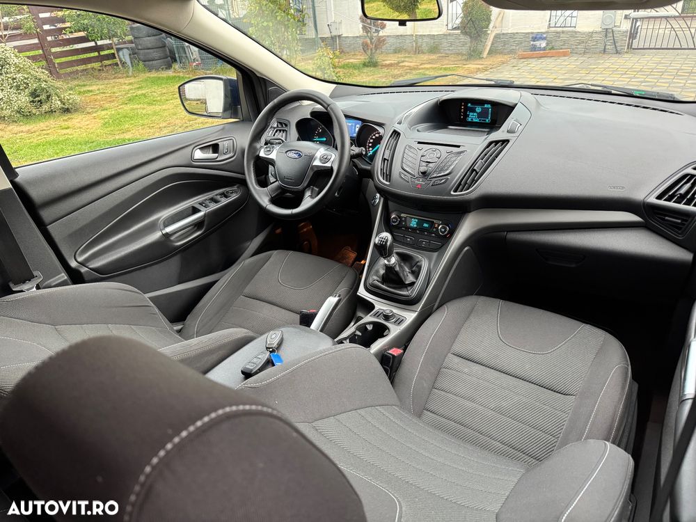 Ford Kuga - 3