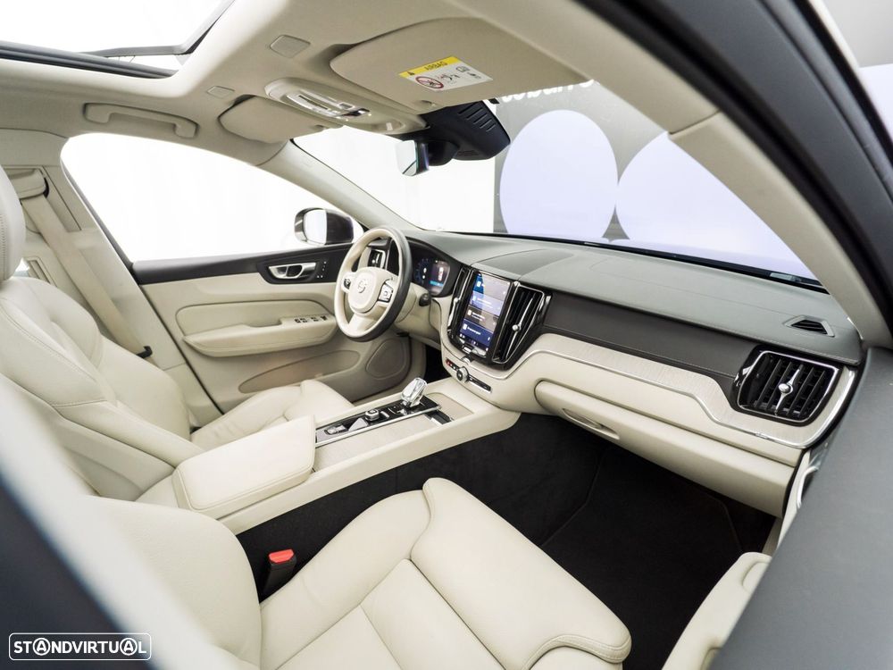 Volvo XC 60 2.0 T6 PHEV Inscription AWD - 40