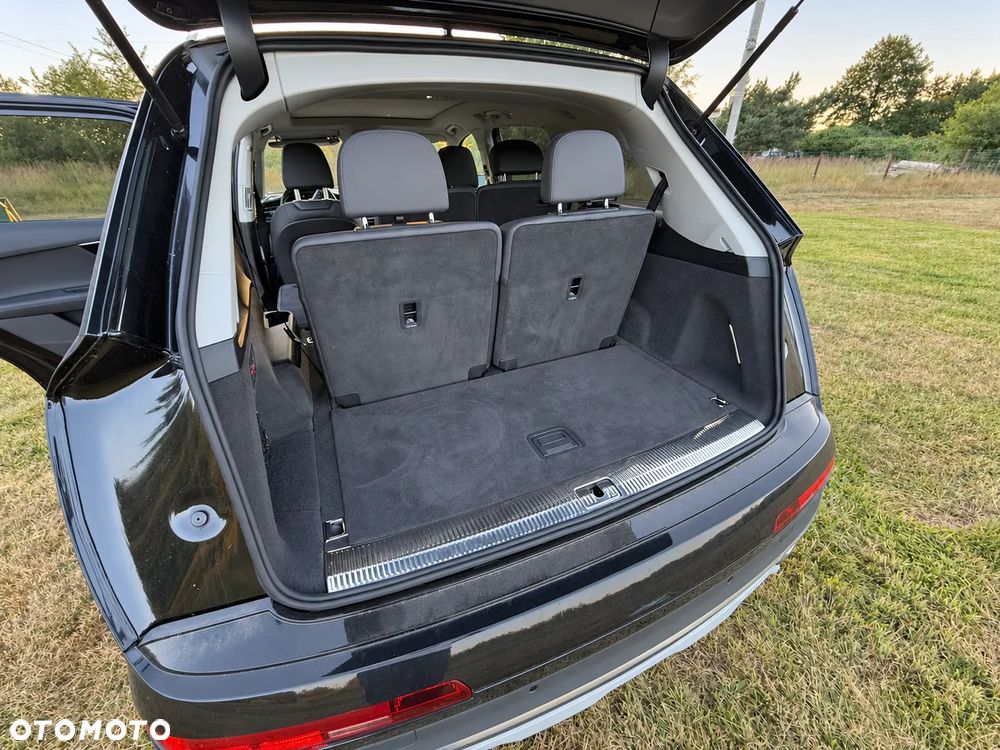 Audi Q7 - 10