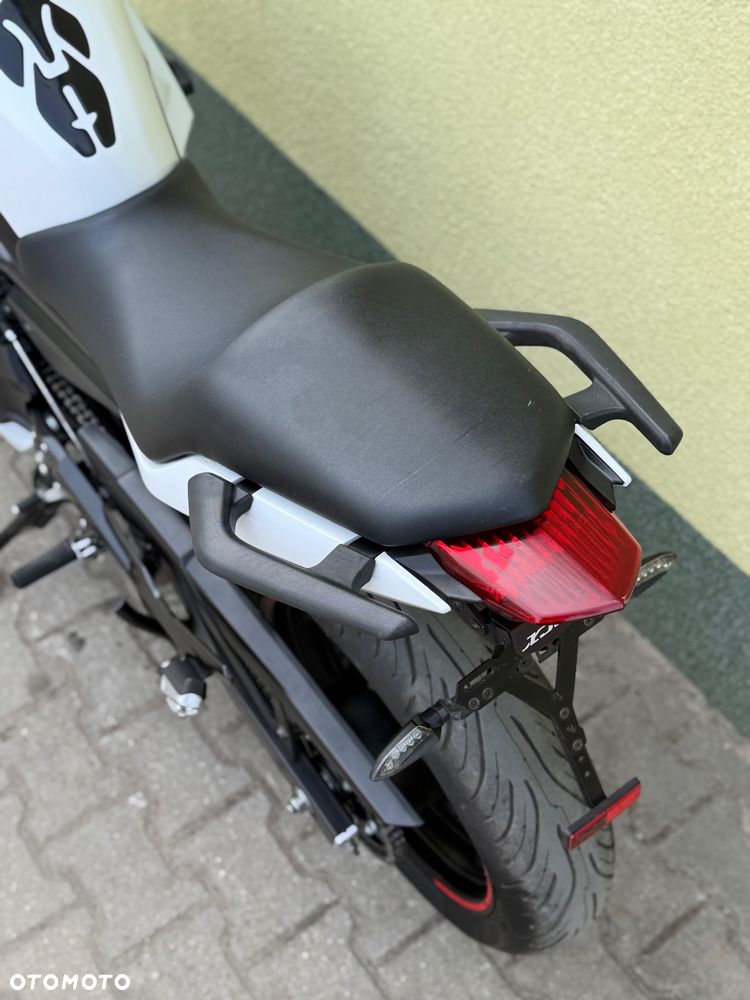 Yamaha XJ - 19