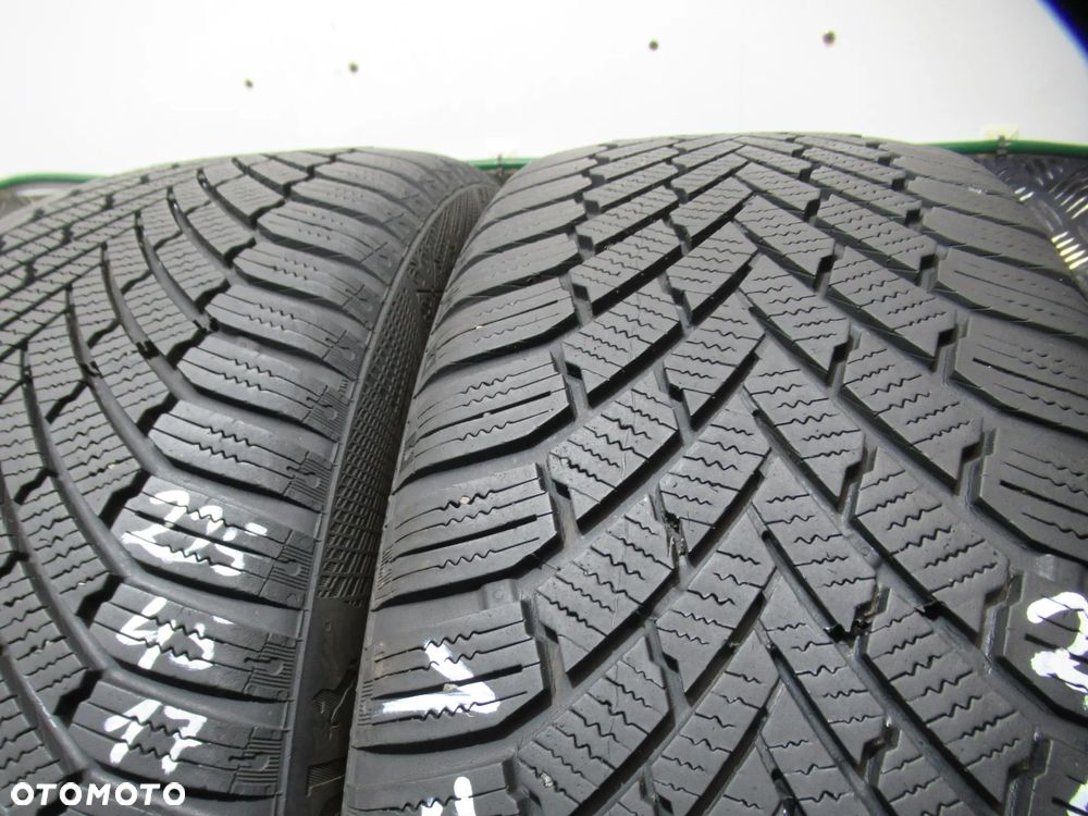 2x Continental WinterContact TS 860 225/45/17 91H nr.1765 7mm - 2