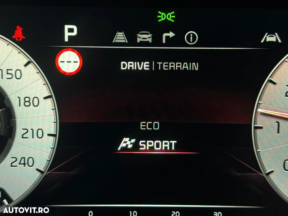 Kia Sportage 1.6 T-GDI PHEV 6AT 4x4 GT Line - 28