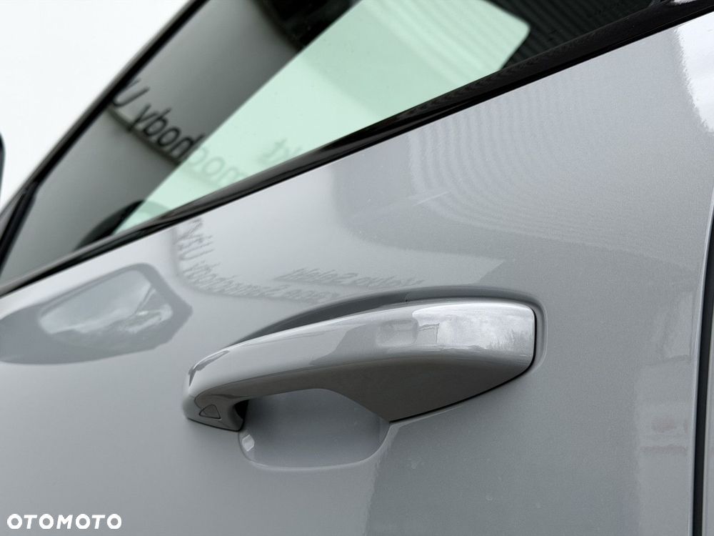 Volvo XC 40 - 8