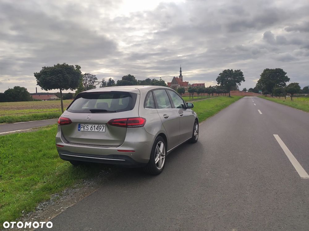 Mercedes-Benz Klasa B 180 - 4